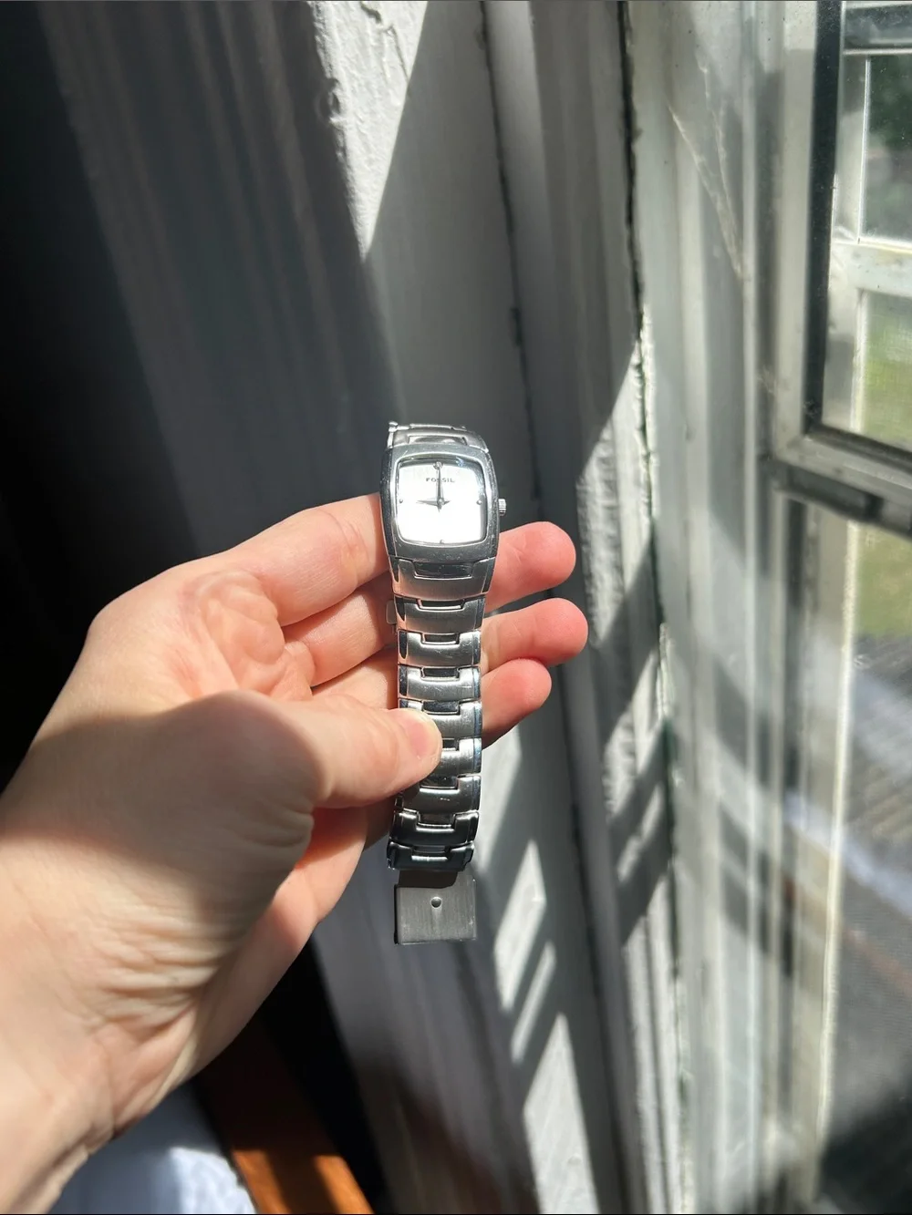 Fossil sleek rectangular